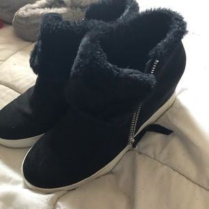 Size 9.5 wedge sneakers